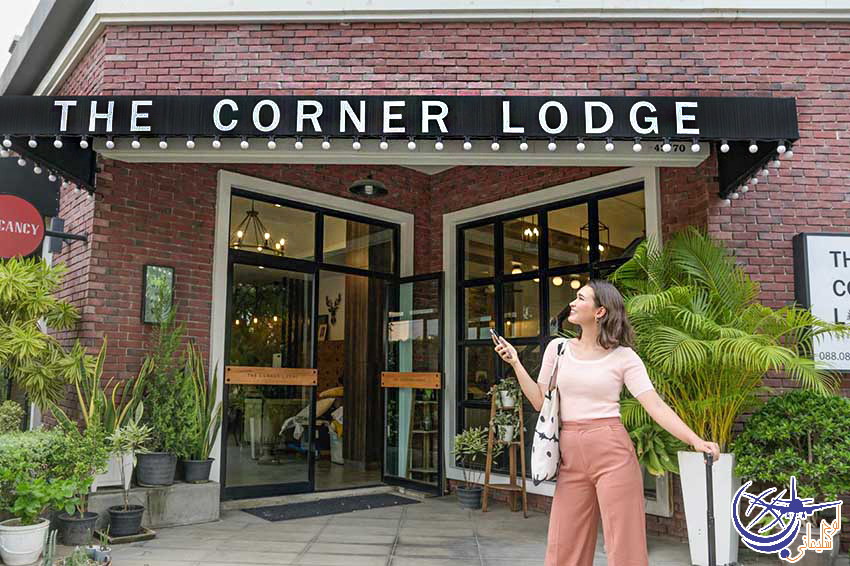 هتل کورنر لاج/THE CORNER LODGE